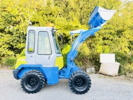 FURUKAWA CO., LTD Wheel loaders FL302-2 1999