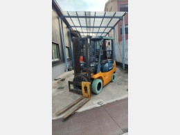 TOYOTA Forklifts 7FGL15 2005